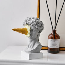 Load image into Gallery viewer, Zandoa Small Office Sculpture - &quot;This David sculpture is perfect for my boyfriends desk, he loves it lol&quot; -Olivia B.
