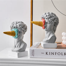 Load image into Gallery viewer, Zandoa Small Office Sculpture - &quot;This David sculpture is perfect for my boyfriends desk, he loves it lol&quot; -Olivia B.
